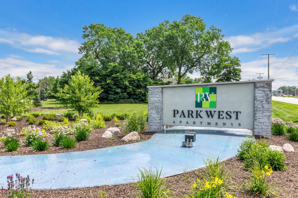 Park West Apartments in Griffith, IN